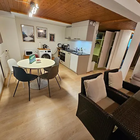 Premium - & Historical Apartment *